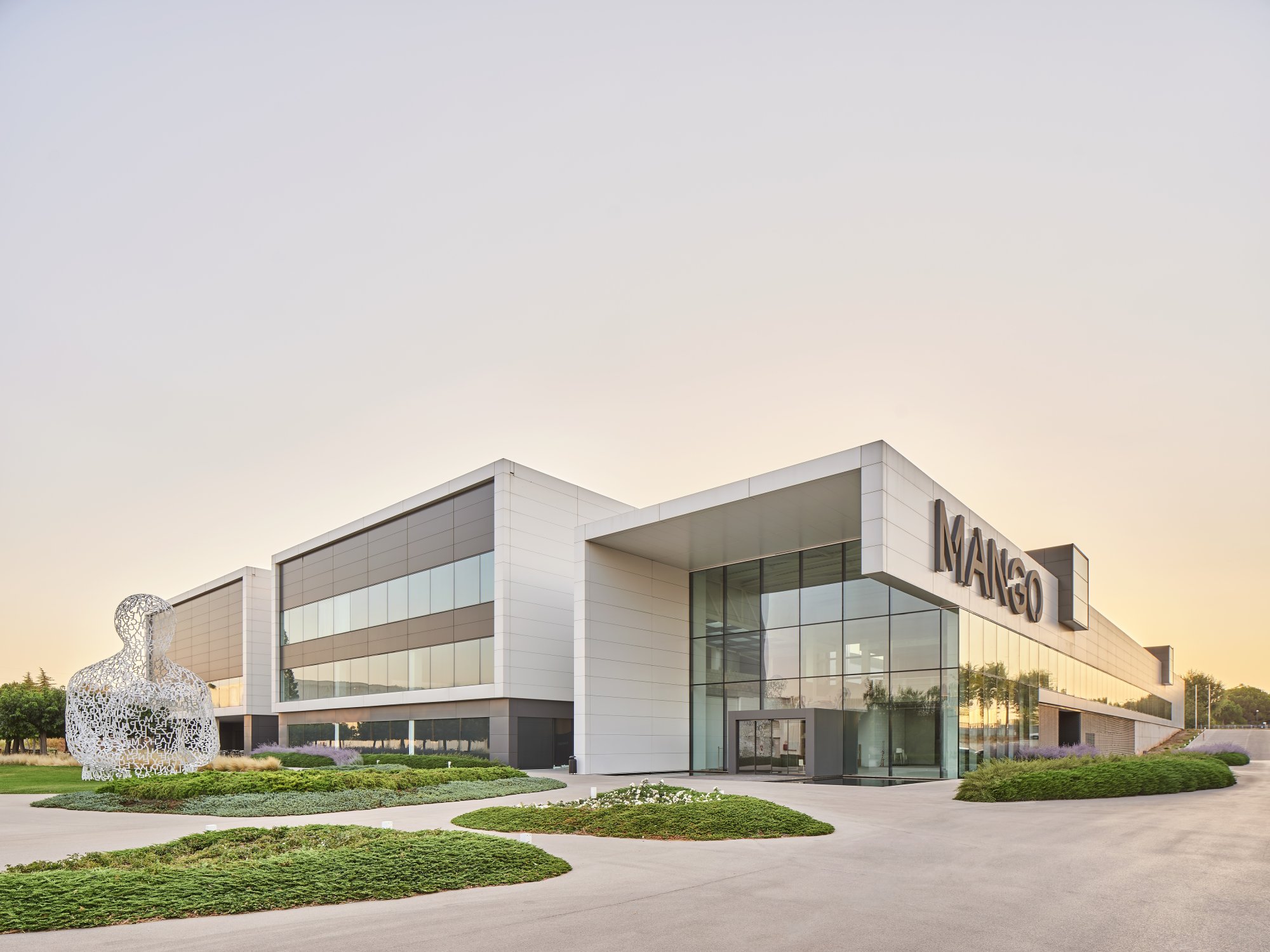 Het Mango hoofdkantoor in Barcelona.