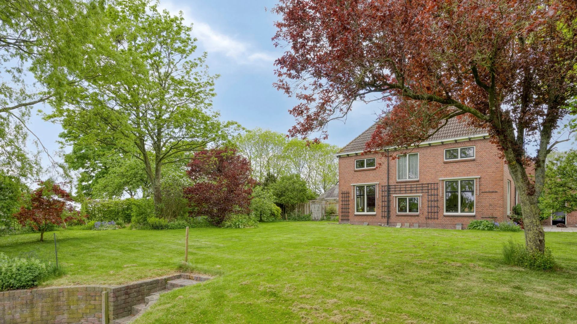 Funda-vondst: een woonboerderij waar je letterlijk op het stro slaapt