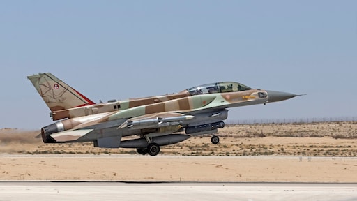 Israël bombardeert Gaza, na 'aanval op Israëlische troepen'