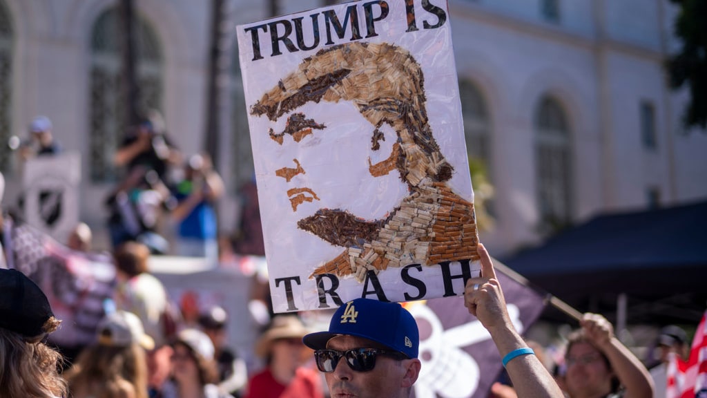 Op veel plekken waren protesten tegen Trump.