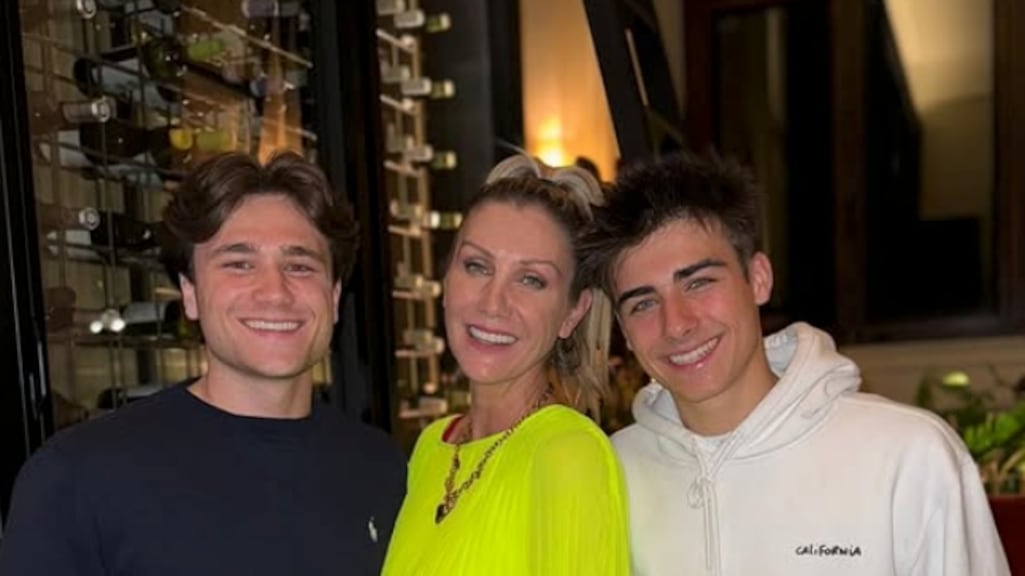 Debby Pfaff aangemoedigd door zoons om opnieuw verliefd te worden: 'Mijn zonen wezen mij erop'