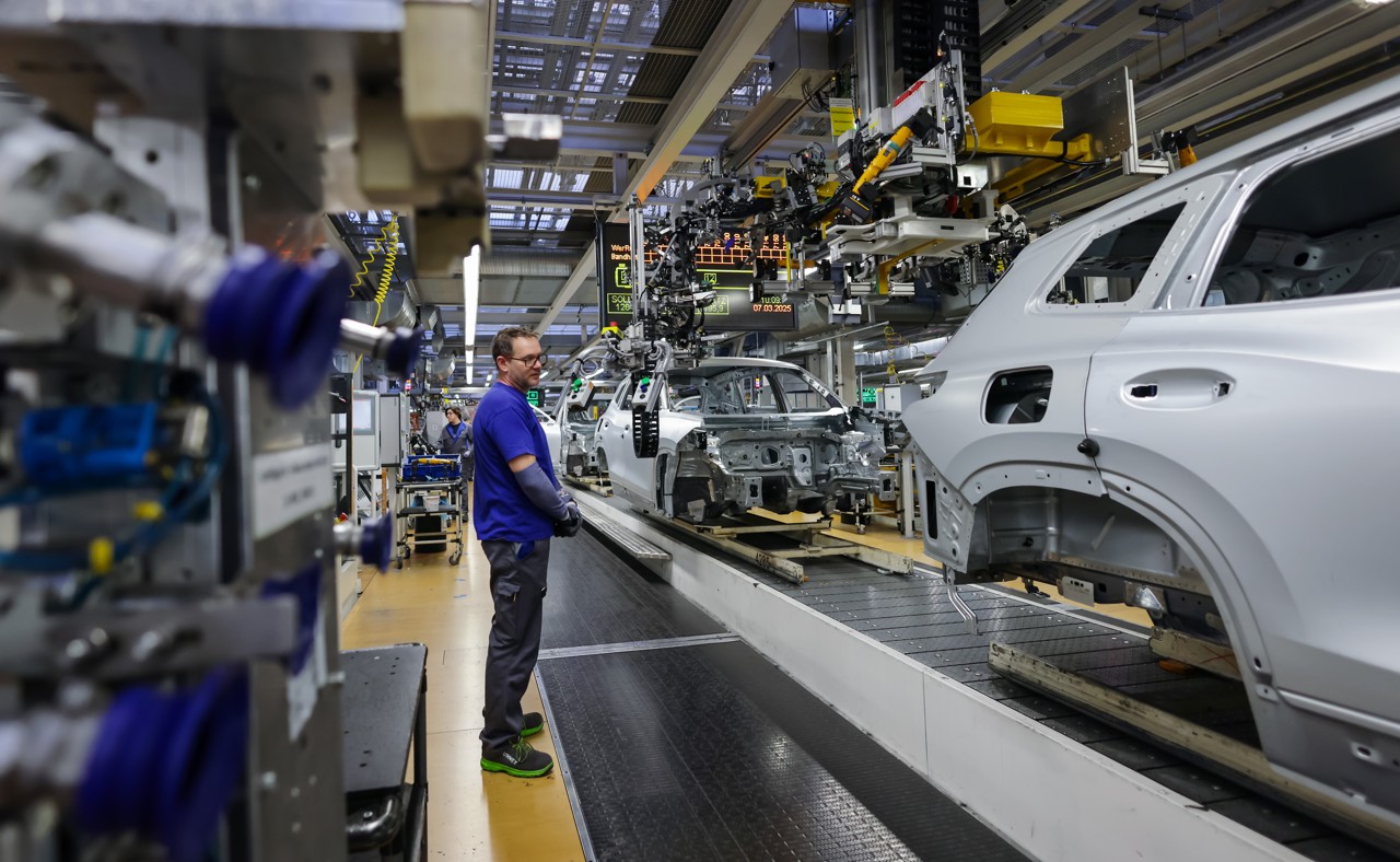 'Volkswagen moet productie Golf stilleggen vanwege Nexperia-strijd' 