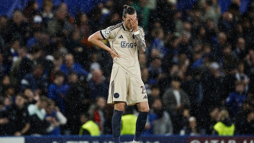 Ajax verliest met schaamrood op de kaken van Chelsea: 5-1