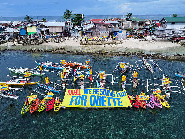 Krijgt Shell de schuld van een supertyfoon? Filipijnen klagen oliegigant aan