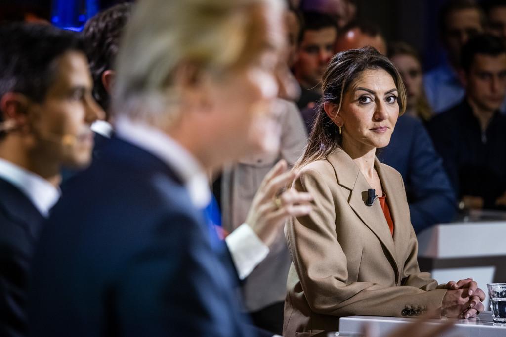 Zaradi suma varnostne grožnje voditeljica VVD Dilan Yeşilgöz po debati ni mogla domov