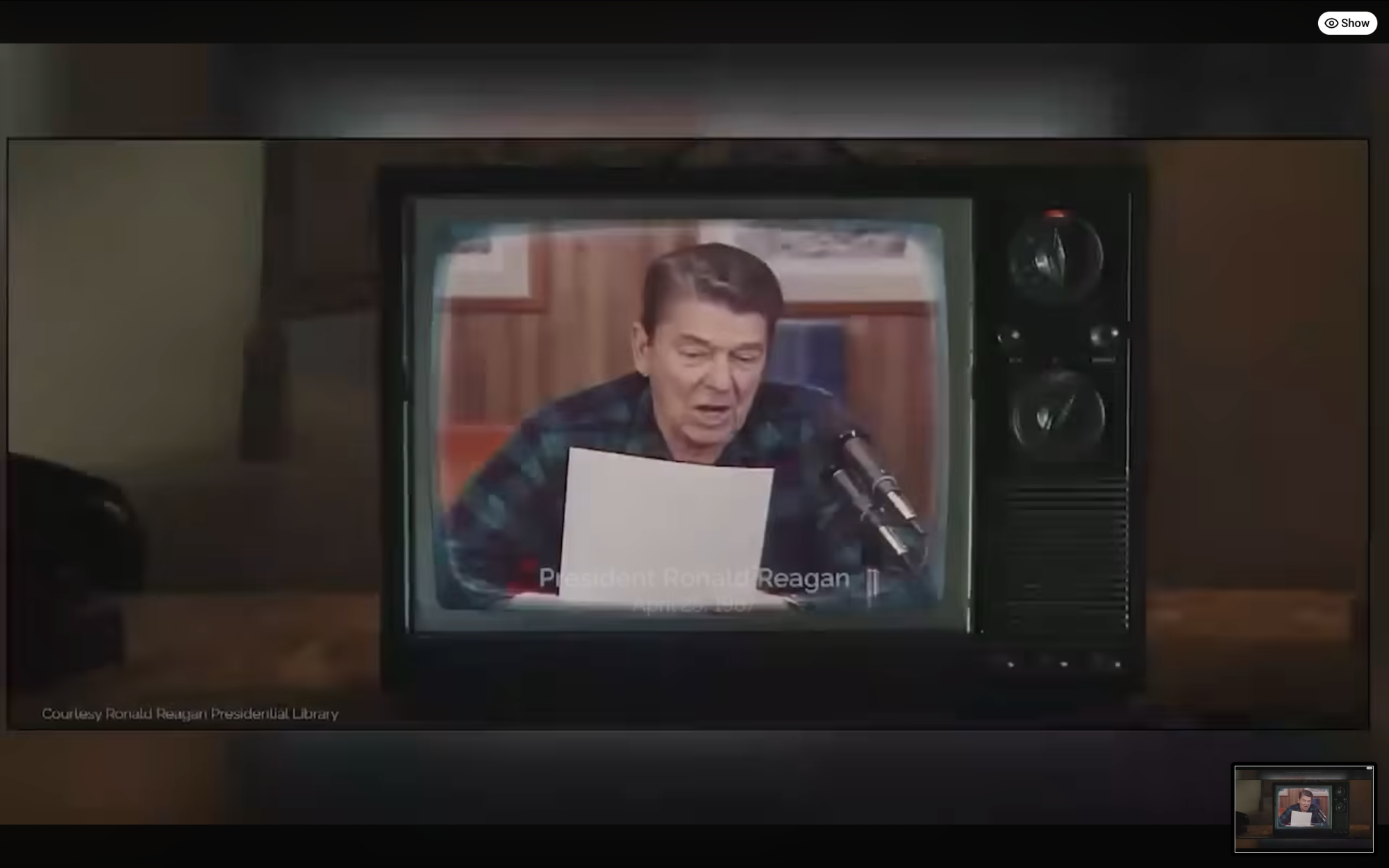 Trump boos om filmpje, verhoogt importheffing Canada met 10 procent