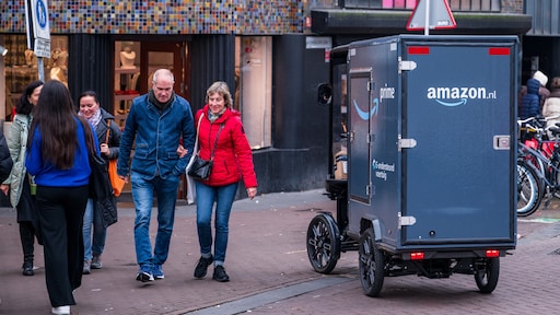 Snellere bezorging, breder aanbod: stoot Amazon Bol van de troon?