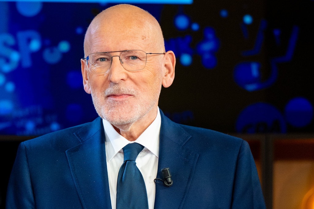 GL-PvdA doet aangifte om 'lasterlijke' AI-afbeeldingen van Timmermans