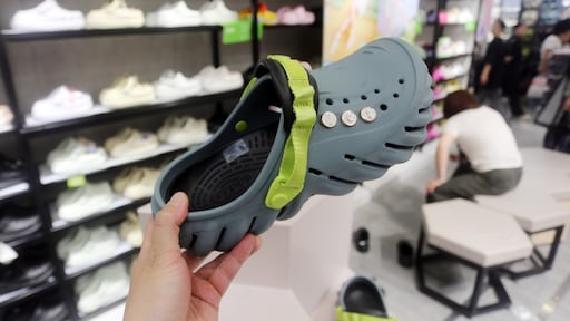Crocs mag ziekgemelde personeelschef ontslaan: vrouw grijpt naast half miljoen