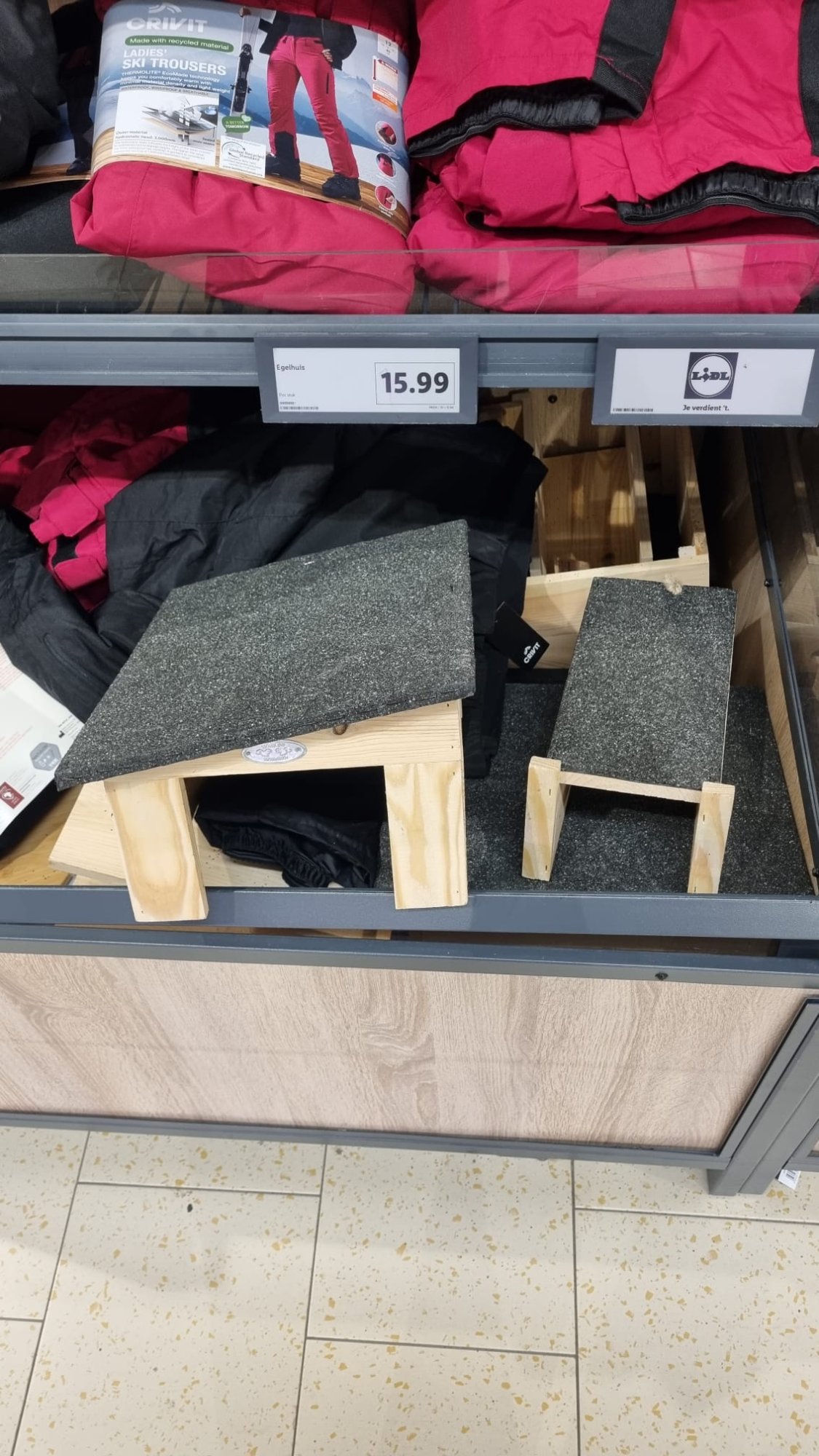 Lidl neemt egelhuisjes uit verkoop na kritiek: 'Geen slaapplekje maar doodskistje'	