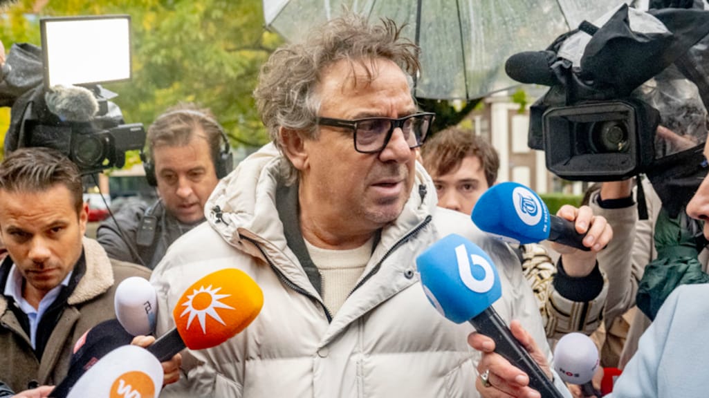 Marco Borsato was als 'peetvader' voor meisje, zanger ontkent beschuldigingen