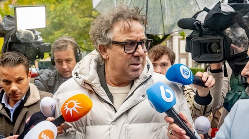 Marco Borsato was als 'peetvader' voor meisje, zanger ontkent beschuldigingen