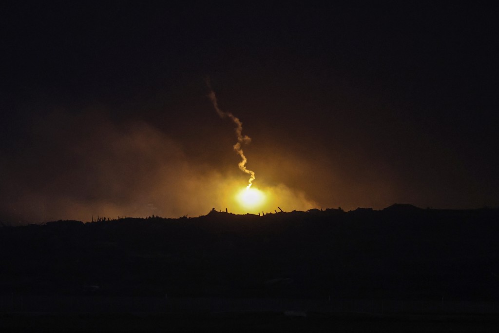 Hamas meldt tientallen doden in Gaza, staakt-het-vuren volgens Trump niet in gevaar