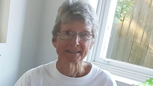 Dochter overleden cruisepassagier die achterbleef op eiland: 'Ze is in de steek gelaten'