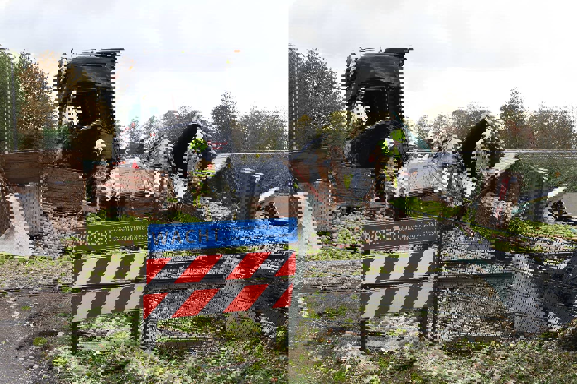 Treinverkeer Utrecht-Eindhoven ligt stil na botsing met truck op overweg in Betuwe