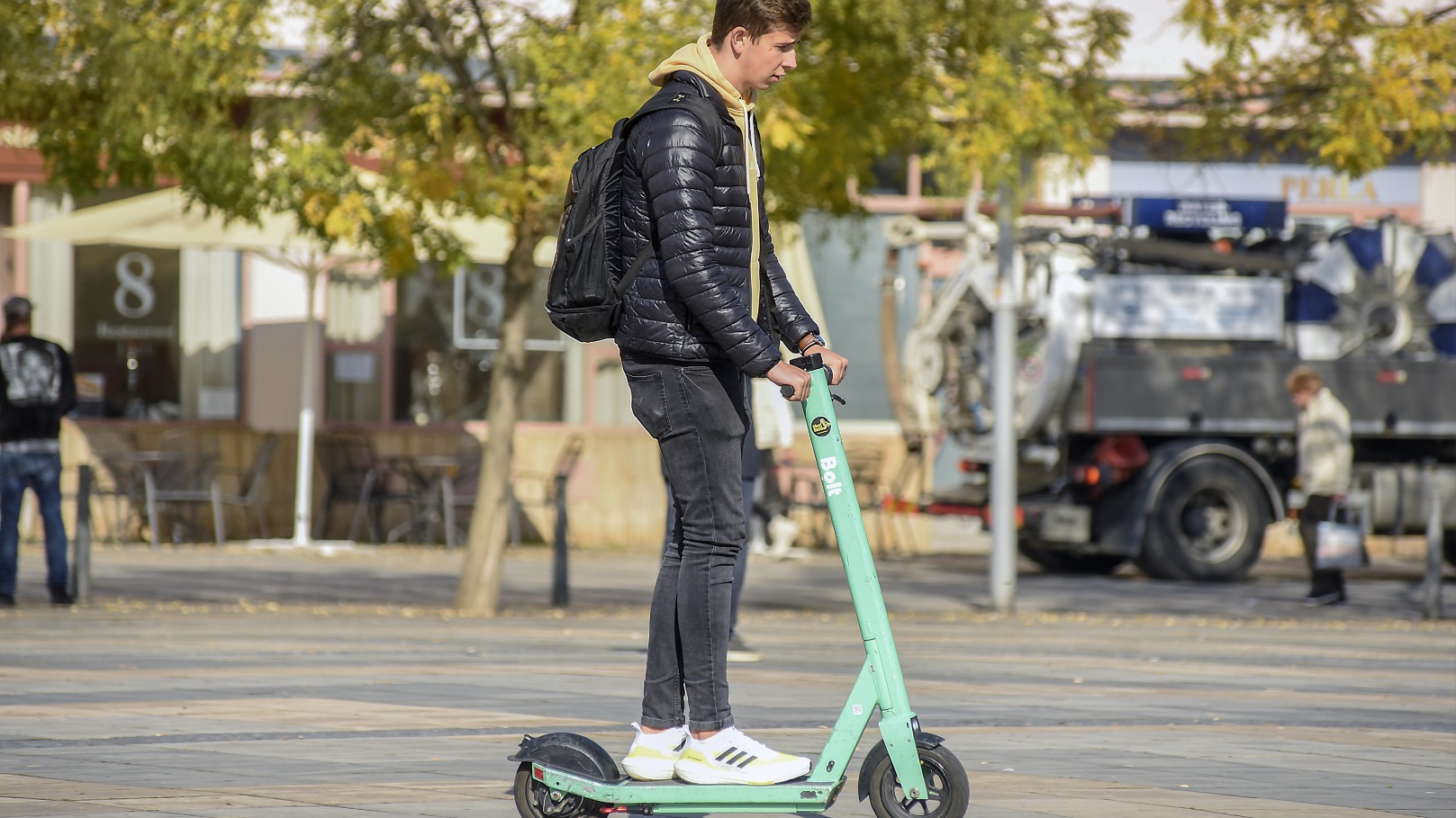 In Slowakije mag je straks niet harder dan 6 km/u lopen op de stoep