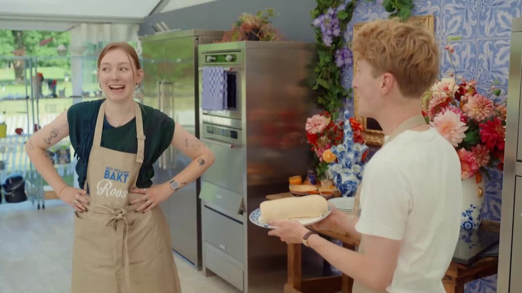 Paniekmoment in Heel Holland Bakt: 'Iemand heeft mijn rolcake gepakt'