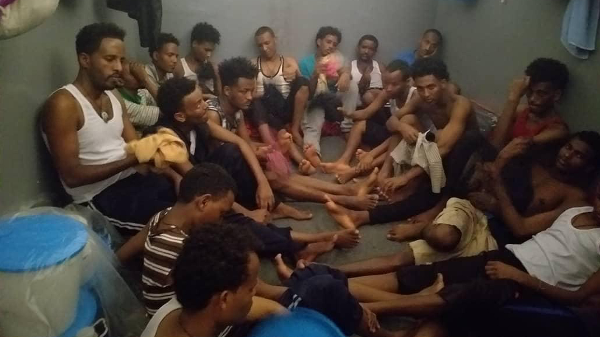 'Betaal of je familie sterft': proces tegen beruchte mensensmokkelaar