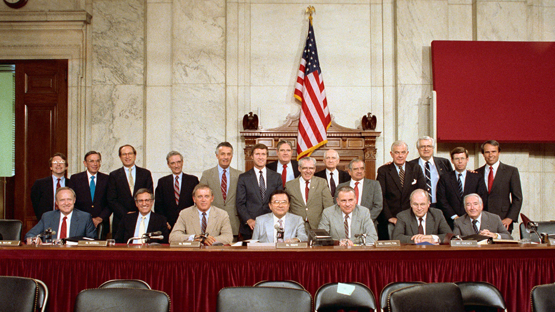 Cheney, eerste rij, tweede van rechts, was al sinds de jaren zeventig politiek actief.