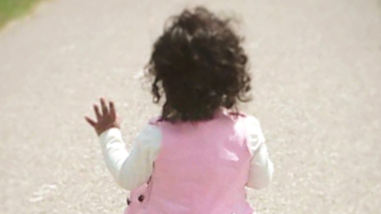 Emotionele oproep moeder pleegmeisje Vlaardingen: 'Kind zegt niet zomaar wat'