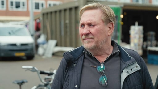 Oos Kesbeke emotioneel door gesprek over vader in De Augurkenkoning: 'Het raakt me'