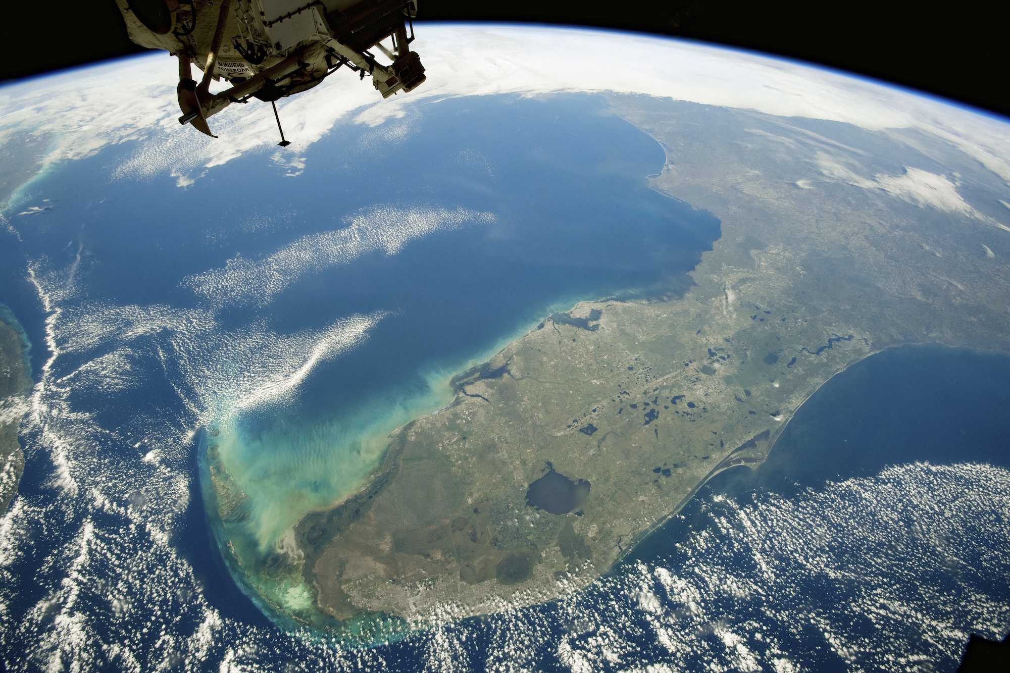 Google wil datacentra in de ruimte: 'creatief plan' met flinke uitdagingen