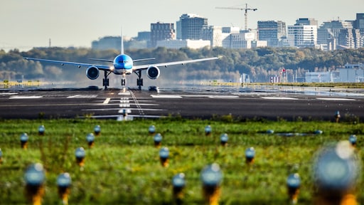 Hoeveel vluchten krijgt Schiphol? Omwonenden en vliegmaatschappijen bij rechter