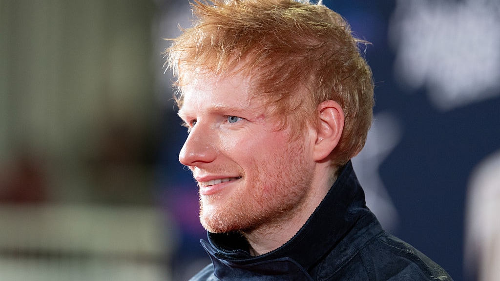 Ed Sheeran enthousiast over verbetering Brits muziekonderwijs: 'Stap in juiste richting'