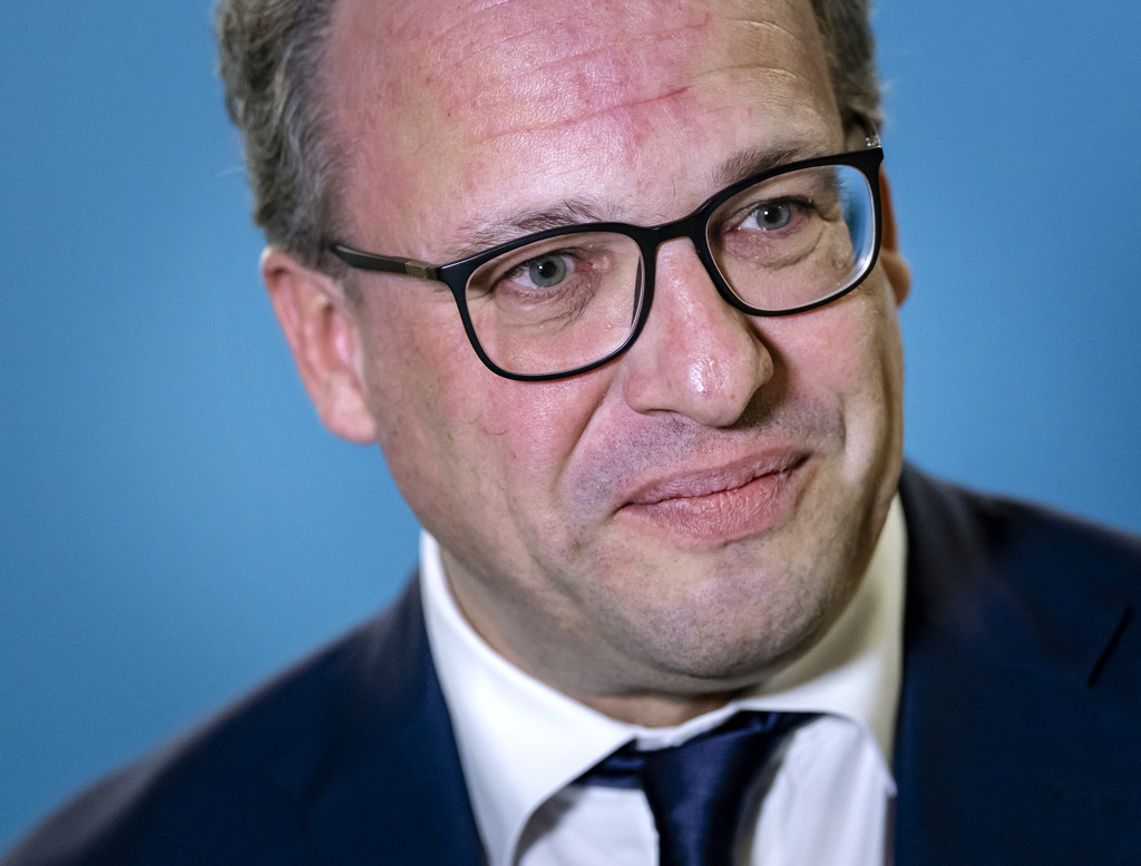 Koolmees spreekt morgen verder met koppels: eerst D66 en JA21, dan VVD en GroenLinks-PvdA