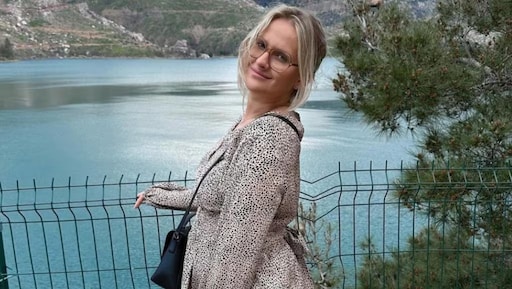 Ex on the Beach-ster Imke Roose in verwachting van eerste kind: 'Klein geheimpje'