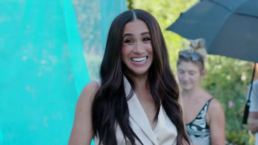 Meghan Markle terug op het witte doek als zichzelf: 'Koninklijke is dan verleden tijd'