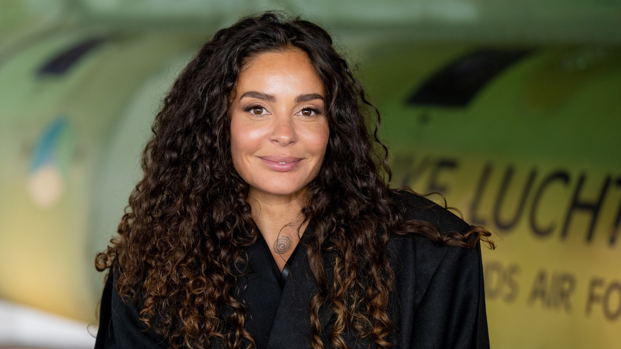 Fajah Lourens in de lift na cosmetische ingreep: 'Het voelt megastrak'