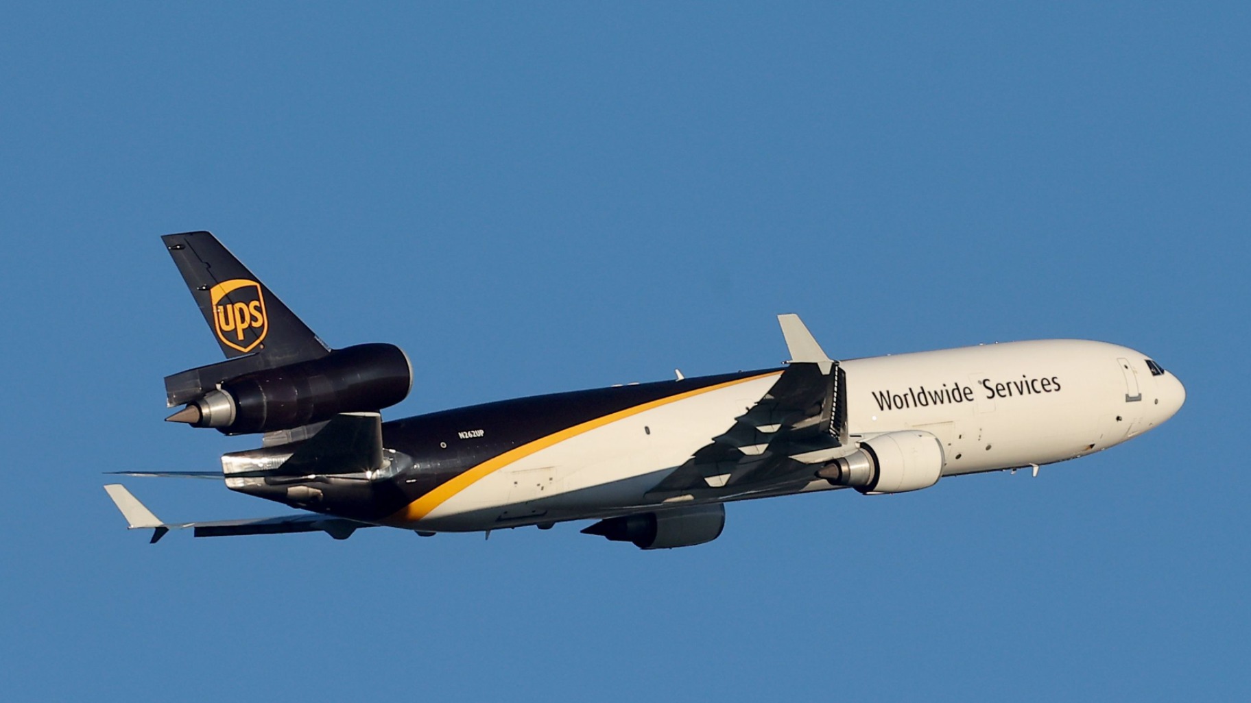 UPS en FedEx houden toestellen voorlopig aan de grond na dodelijke crash