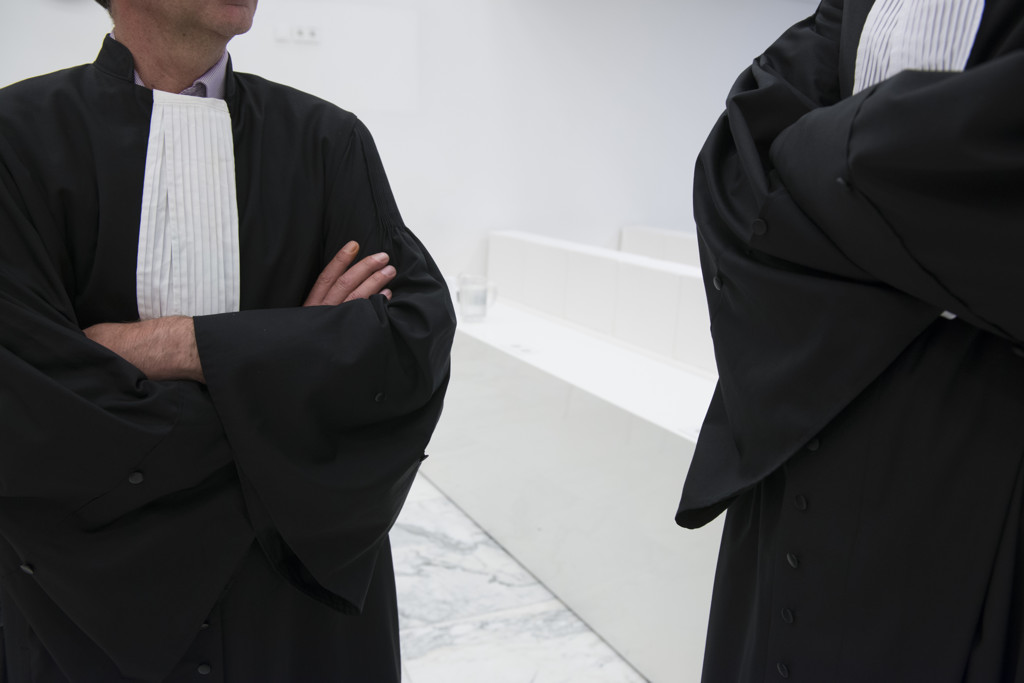 Rekening loopt op voor man die stiekem drie banen had: nu 235.000 euro