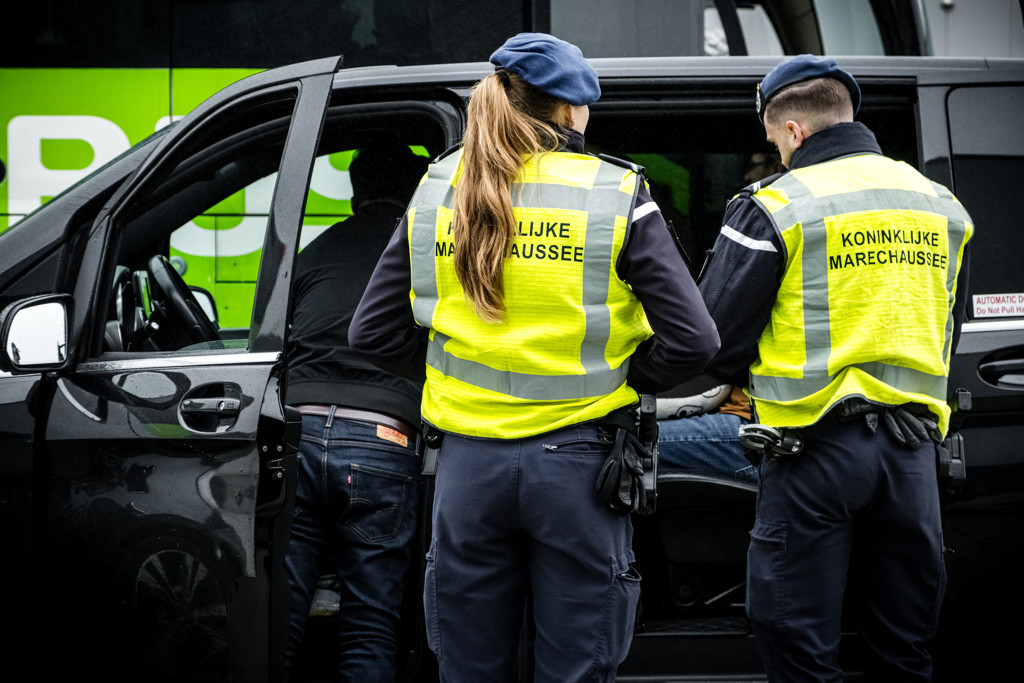 Weinig resultaat, maar grenscontroles toch met half jaar verlengd