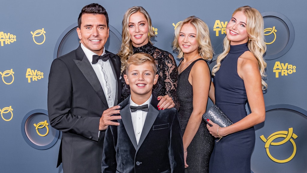 Jan Smit en vrouw vieren 14 jaar huwelijk: 'Het blijft voor ons een bijzondere dag'