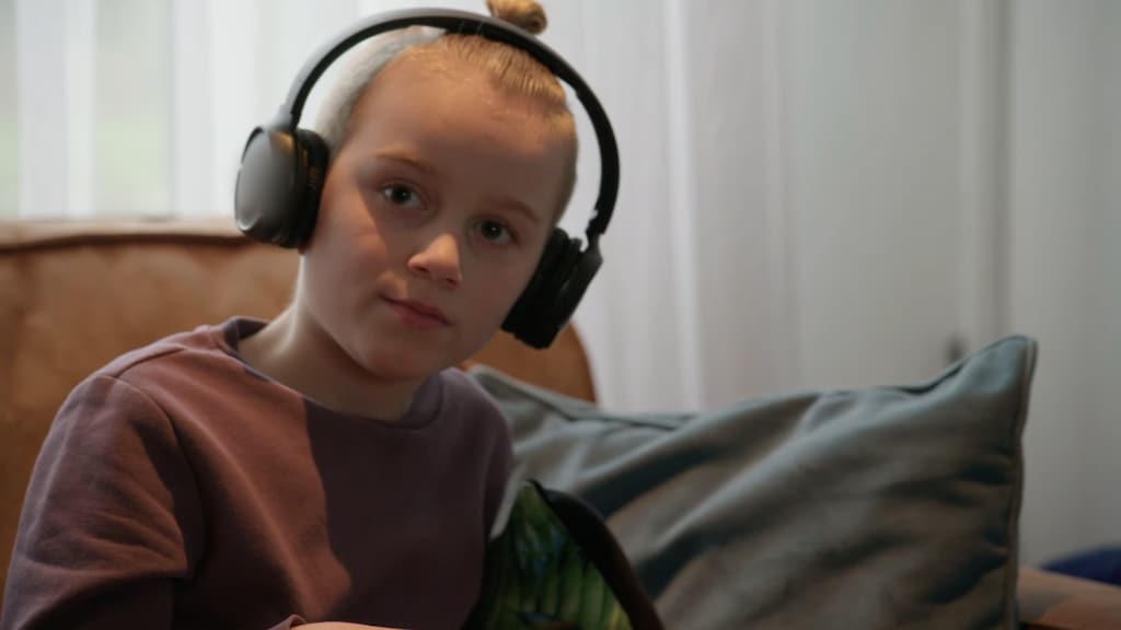 8-jarige Logan weet niet dat hij terminaal ziek is in Niet klein te krijgen: 'Waarom zouden we het hem vertellen?'