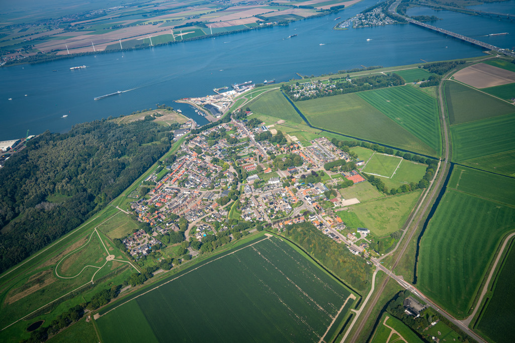 Inwoners Moerdijk krijgen te horen dat hun dorp mogelijk verdwijnt