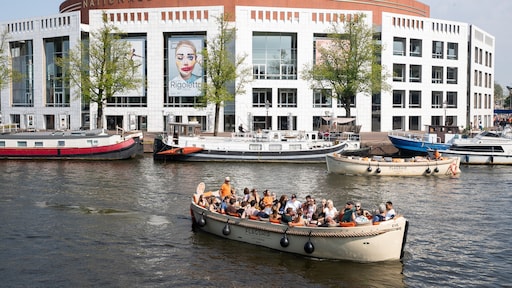 Justitie en Amsterdam 'onaangenaam verrast': Nederlands cloudbedrijf in Amerikaanse handen