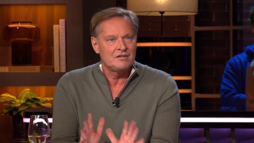 Albert Verlinde kritisch in RTL Tonight over dagelijks uitzenden NPO-hits: 'Creatieve armoede'
