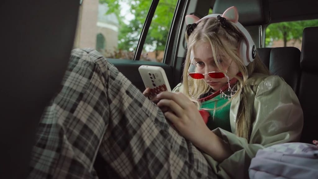 Wie is Emma Kuperus, het nieuwe puberprobleem in GTST?