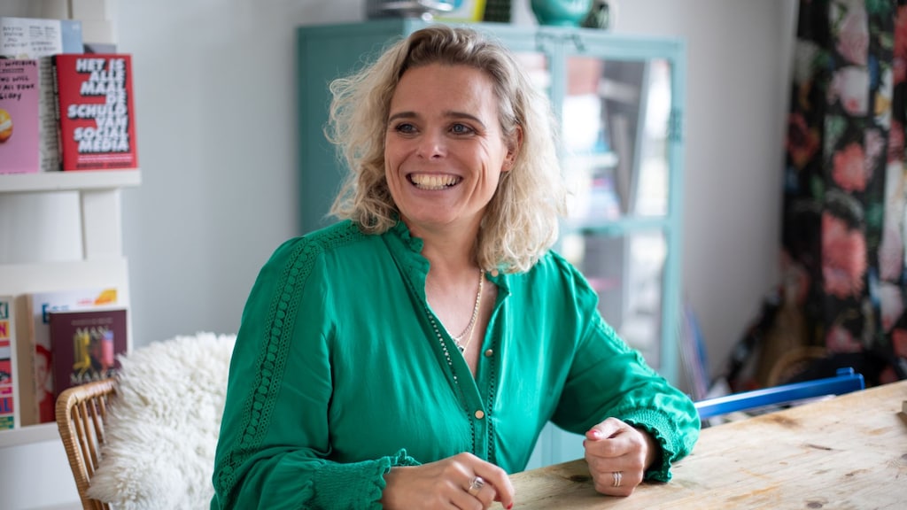 Hanneke mocht een hulplijn inzetten, en gunt anderen die ook: 'Hulp vragen is niet makkelijk'