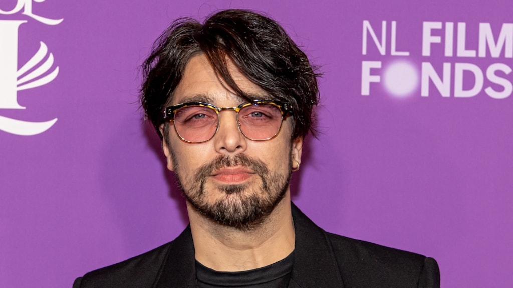 Waylon vindt dat politiek belang songfestival-deelname 'niet in de weg zou moeten staan': 'Vind het jammer'