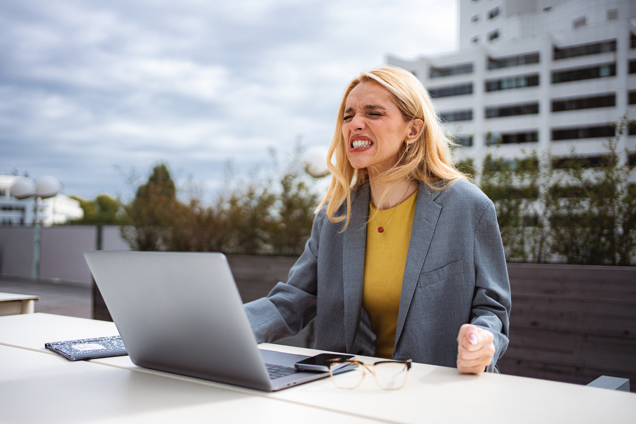 Tessa wil nooit meer voor een vriendin werken: 'Ik kan fluiten naar die 12.000 euro'
