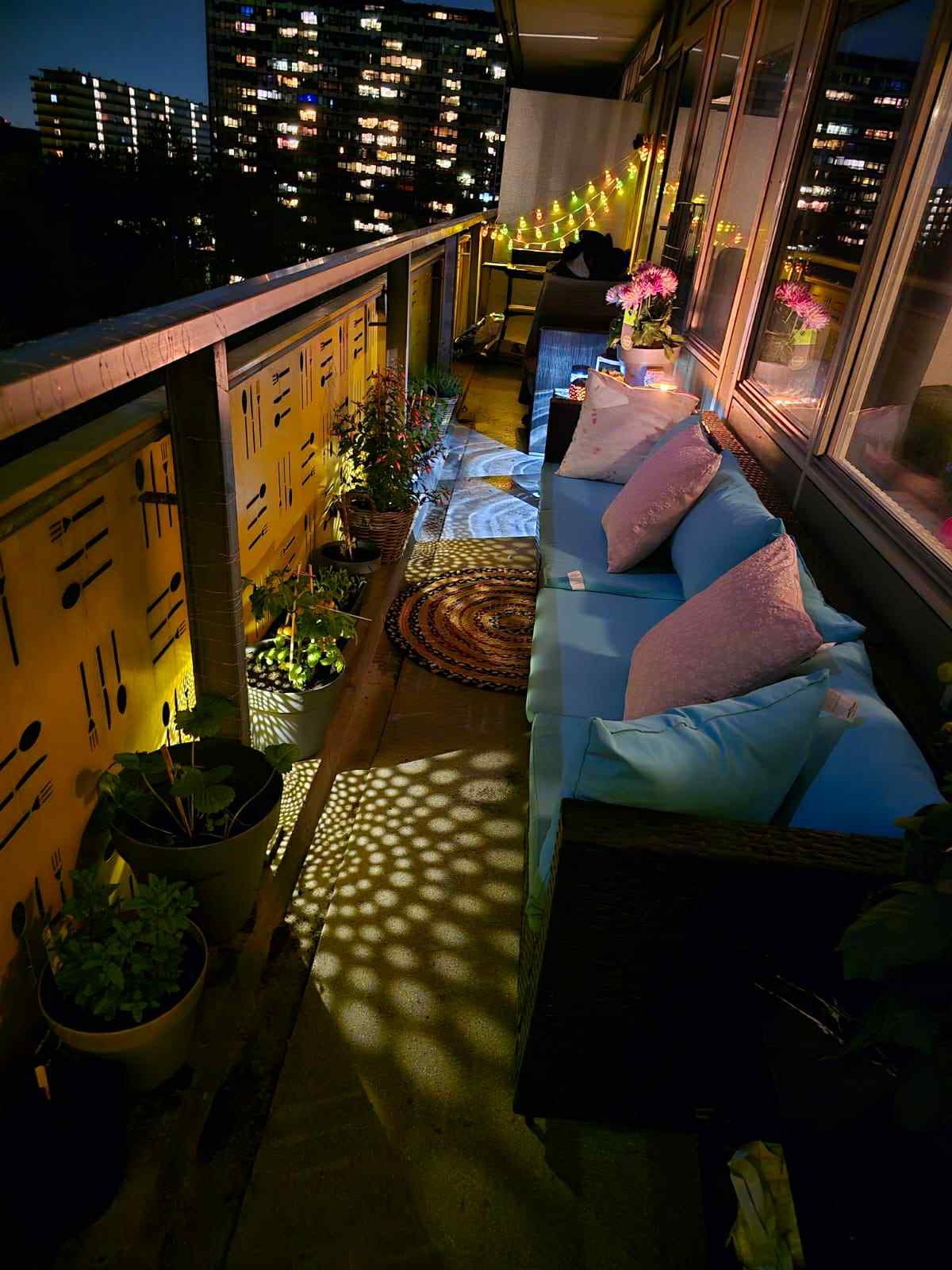 Bewoonster Ashley van flat Zeist ongerust over instabiele balkons