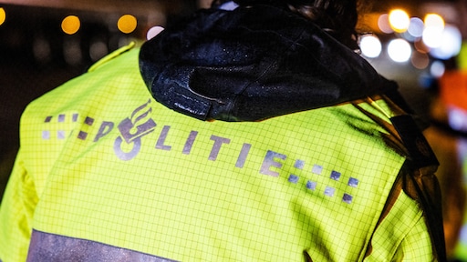 Dramatische achtervolging: minderjarigen crashen met gestolen auto na vluchtpoging