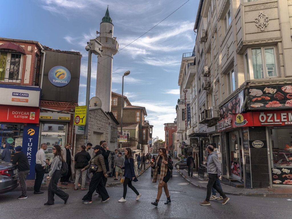Elf Mensen Gearresteerd In Istanbul Na Dood Toeristen Mogelijk Door elf-mensen-gearresteerd-in-istanbul-na-dood-toeristen-mogelijk-door