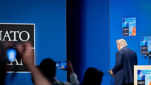 Lastminuteproblemen op NAVO-top: Trump te laat en losse drempel