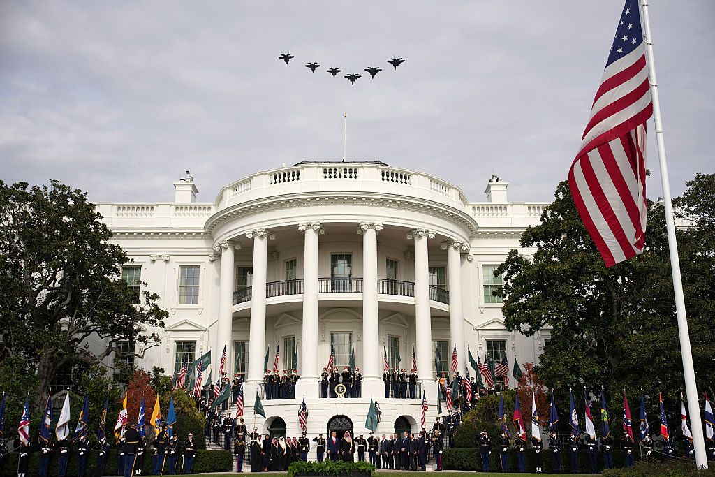Een Amerikaanse erehaag voor Mohammed bin Salman.