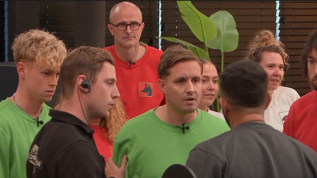 Angelo bedreigt nieuwkomer Fadi in De Bondgenoten